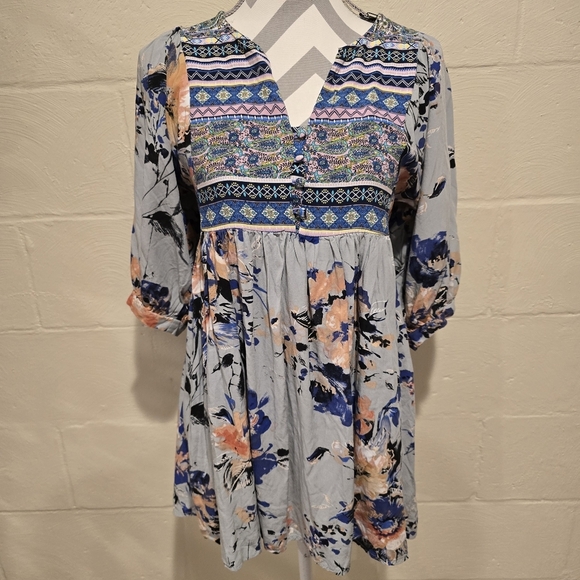 Umgee Floral Boho Baby Doll Dress V Neck Mini Balloon 3/4 Sleeves Size Small. - Picture 1 of 10